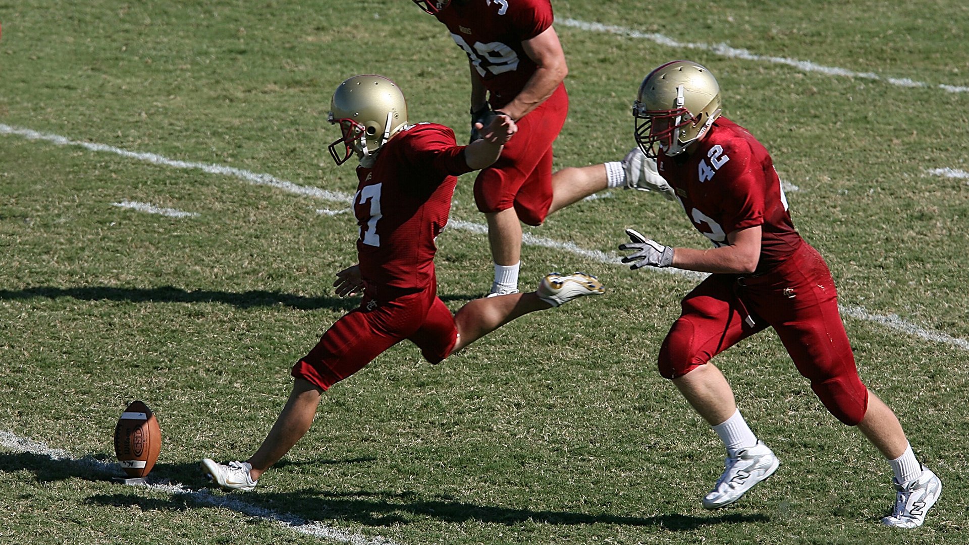 澳队接力夺冠 细节胜出，澳冠决赛